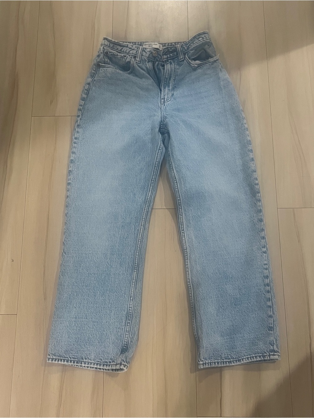 Abercrombie Curve Love Loose High Rise Jeans - 00S